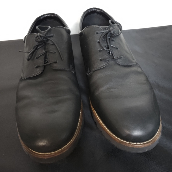 Men's Rockport Leather Shoes - Picture 2 of 8